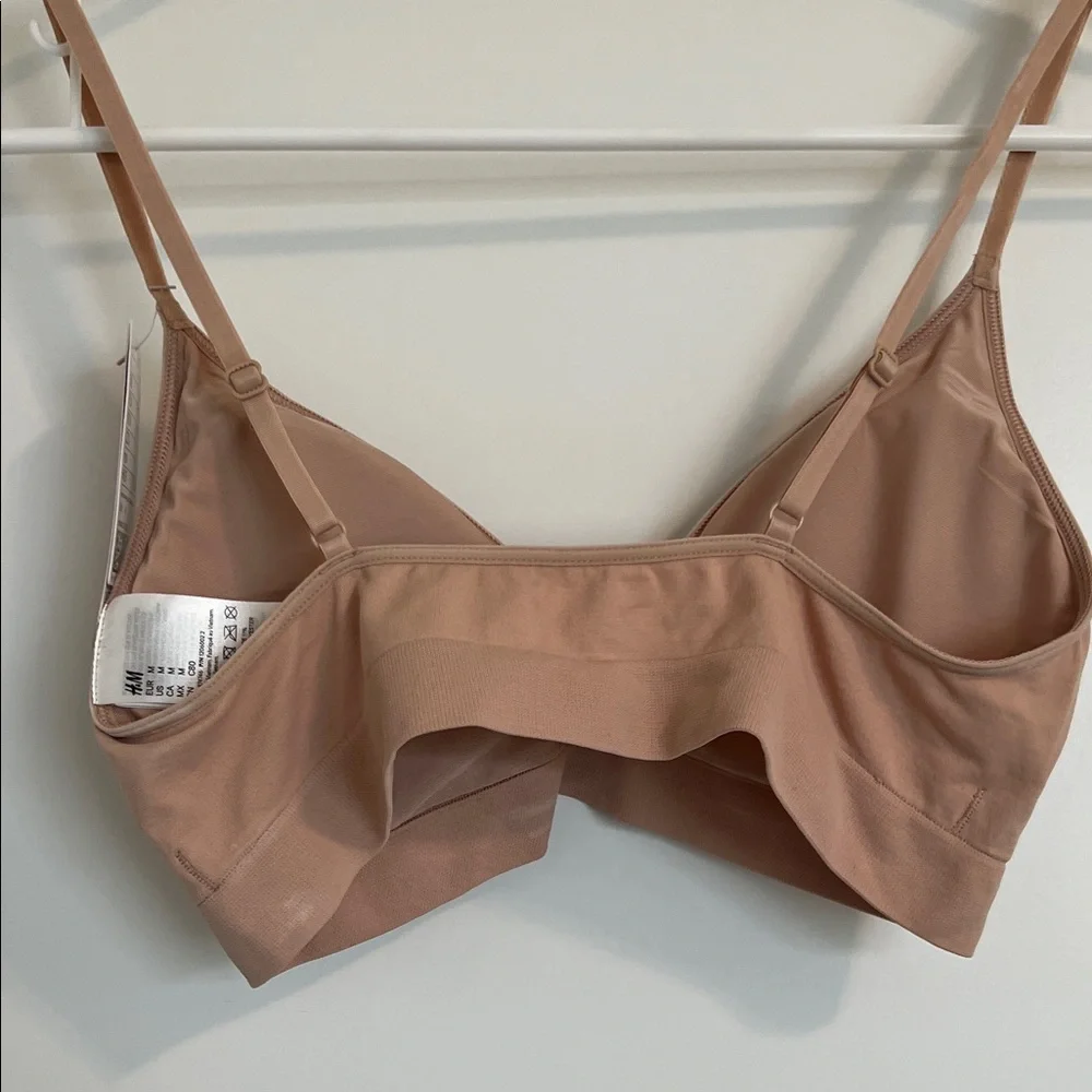H&M Nude V-Neck Wireless Bralette - Picture 3 of 3
